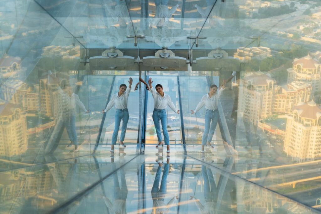 Photo by Skywalkdubai https://skywalkdubai.com/