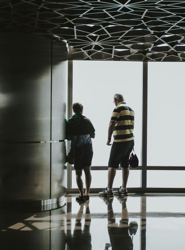 burj khalifa sunrise people see