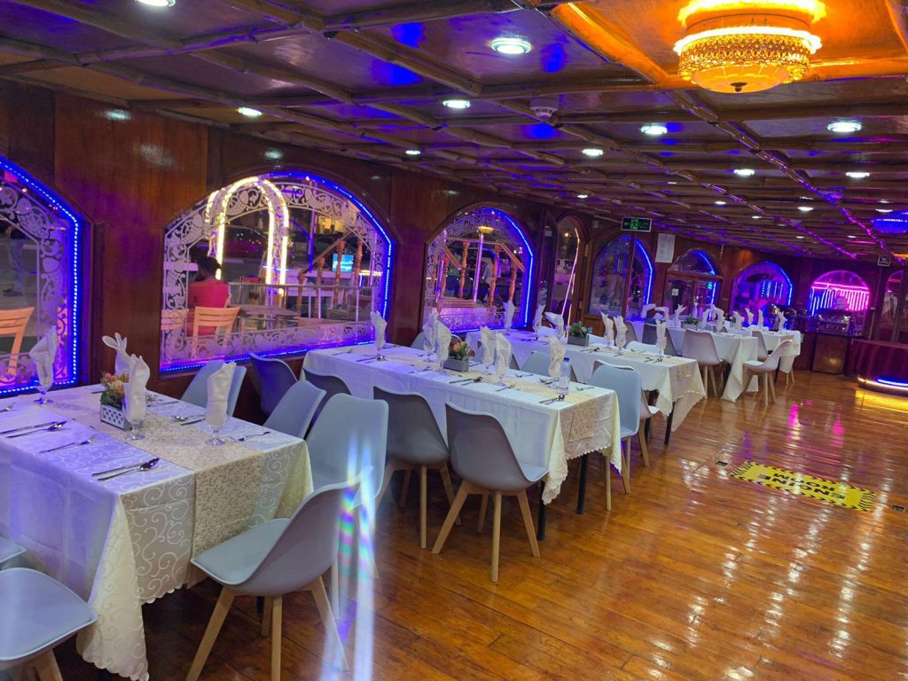 cruise_dinner_redsand_dmc